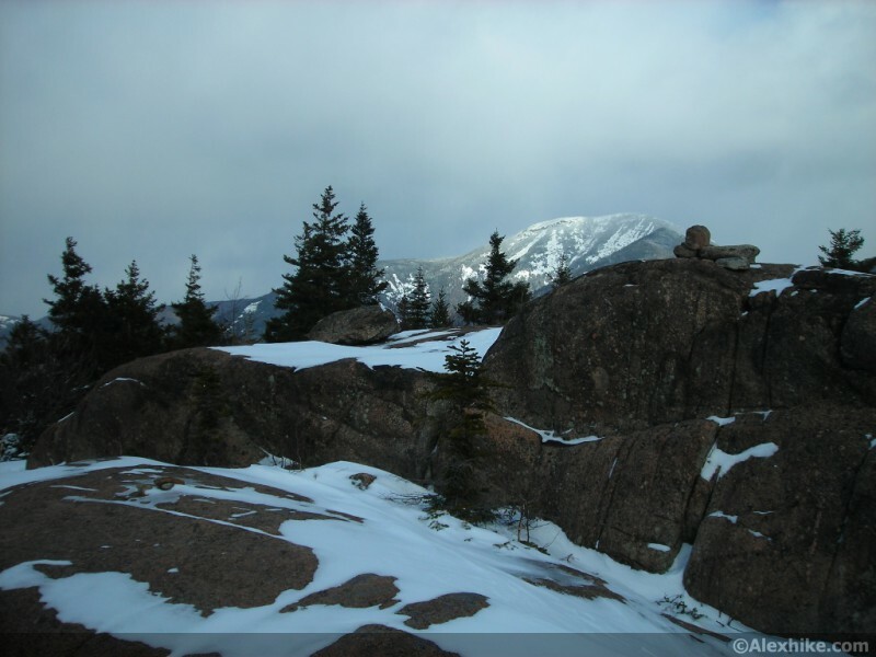 Vue vers le mont Giant à partir de Round